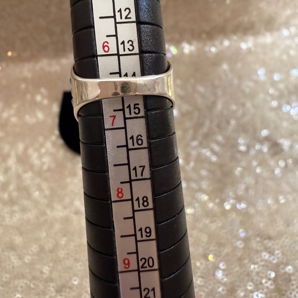 NWT Gorgeous Austrian Crystal / 925 Silver Size 6.5 ring from Mosaico - Picture 7 of 11